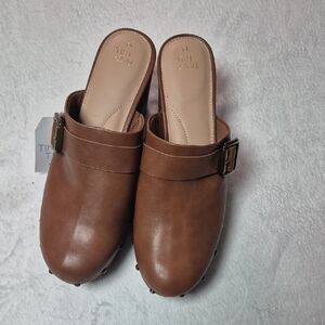 Time & Tru Brown Heeled Clogs Size 11